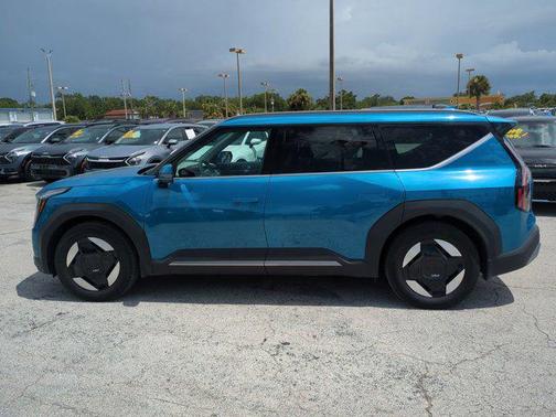 2024 Kia EV9 Wind