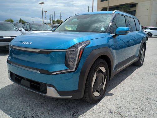 2024 Kia EV9 Wind