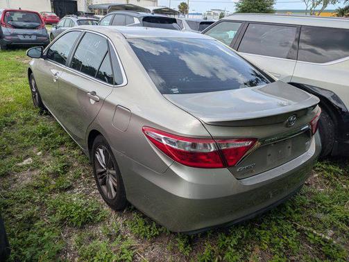 2015 Toyota Camry SE