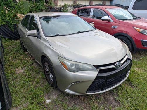 2015 Toyota Camry SE