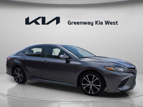 Predawn Gray Mica 2019 Toyota Camry SE
