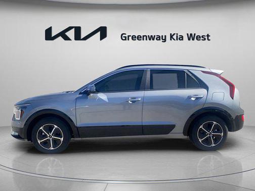 2025 Kia Niro SX