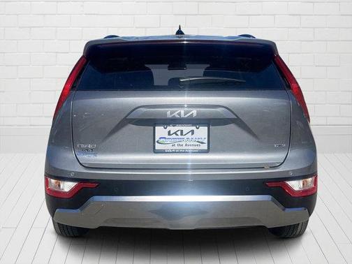 2025 Kia Niro SX