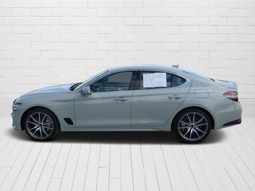 2024 Genesis G70 2.5T RWD