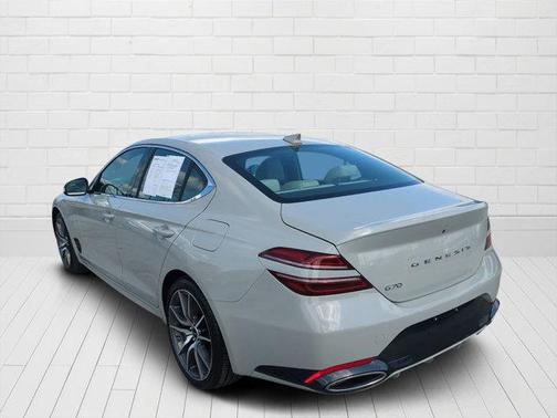 2024 Genesis G70 2.5T RWD