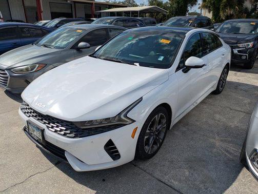 2022 Kia K5 EX