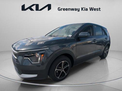 2025 Kia Niro LX