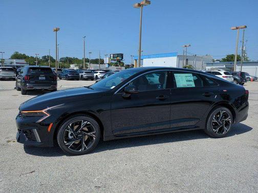 2025 Kia K5 GT-Line