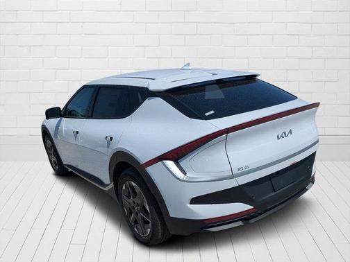 2025 Kia EV6 Light Long Range