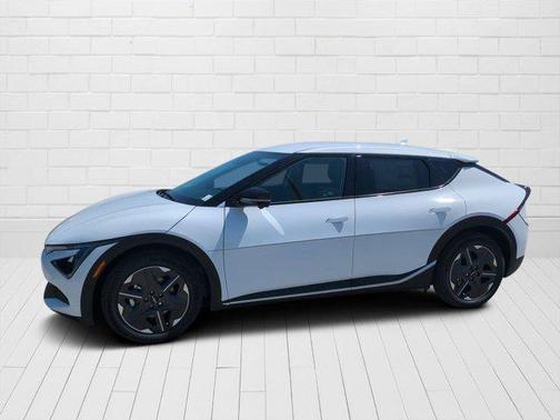 2025 Kia EV6 Light Long Range