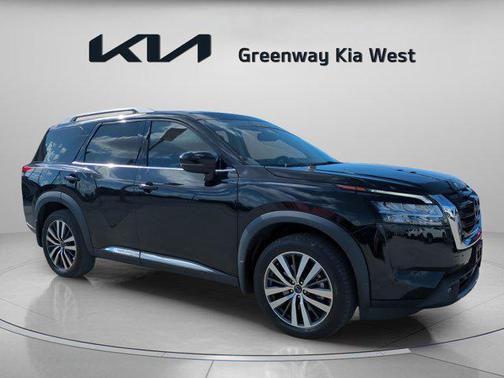 2022 Nissan Pathfinder Platinum 2WD