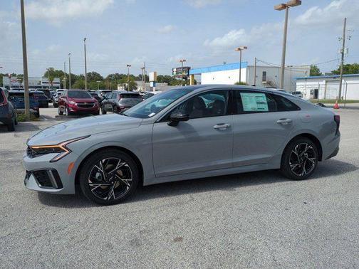 2025 Kia K5 GT-Line