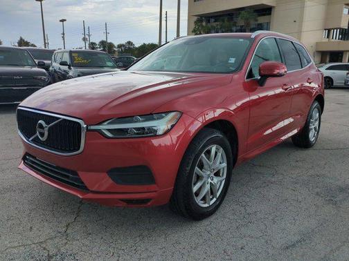 2020 Volvo XC60 T5 Momentum