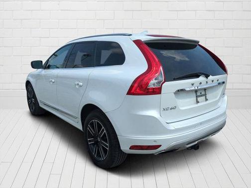 2017 Volvo XC60 T5 Dynamic