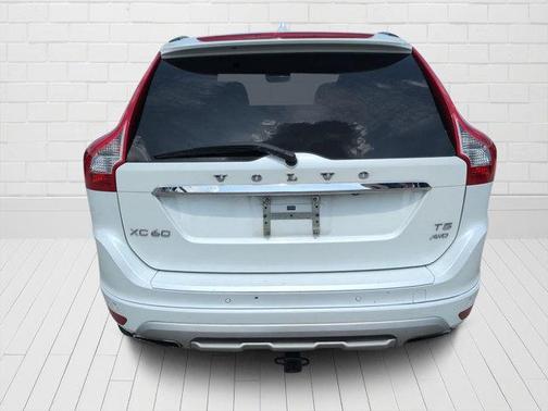 2017 Volvo XC60 T5 Dynamic