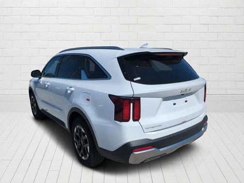 2025 Kia Sorento S