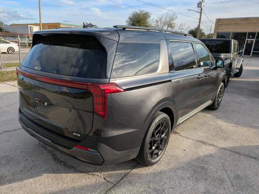 2025 Kia Carnival Hybrid SX