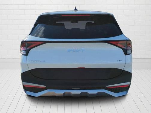 2025 Kia Sportage Hybrid LX