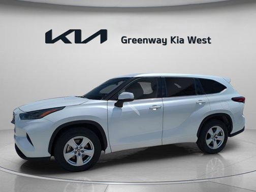 2022 Toyota Highlander L