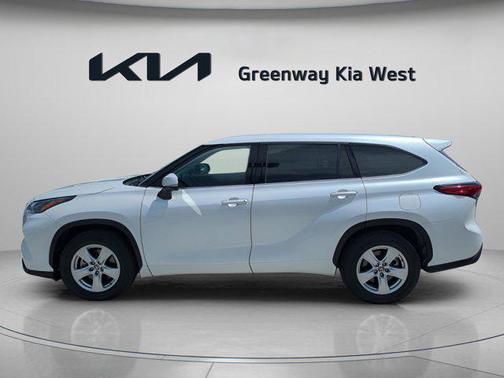 2022 Toyota Highlander L