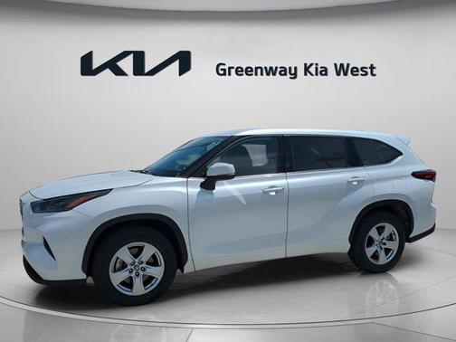 2022 Toyota Highlander L