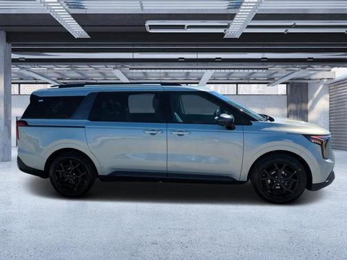 2025 Kia Carnival Hybrid SX