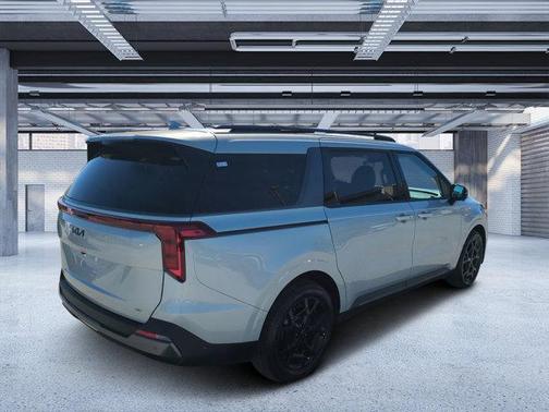 2025 Kia Carnival Hybrid SX