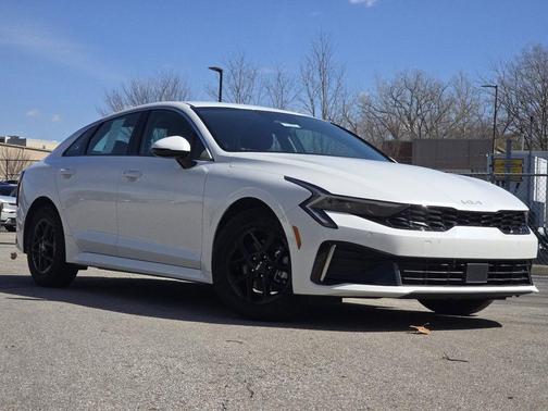 2025 Kia K5 LXS