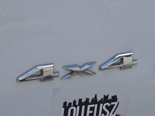 Bright White Clearcoat 2015 Jeep Compass Latitude