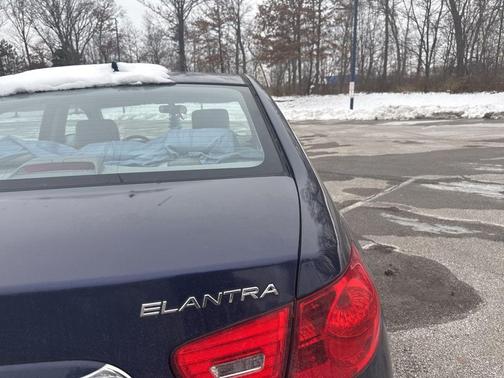 2010 Hyundai ELANTRA GLS