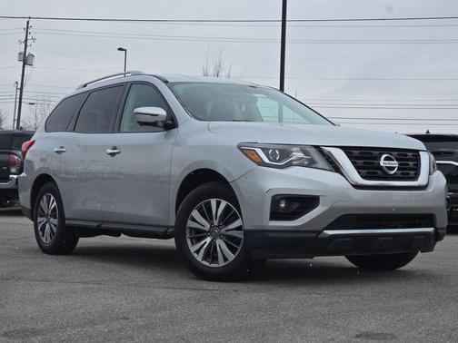 2019 Nissan Pathfinder SL
