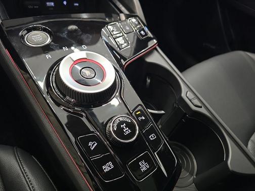 2025 Kia Sportage Plug-In Hybrid X-Line Prestige