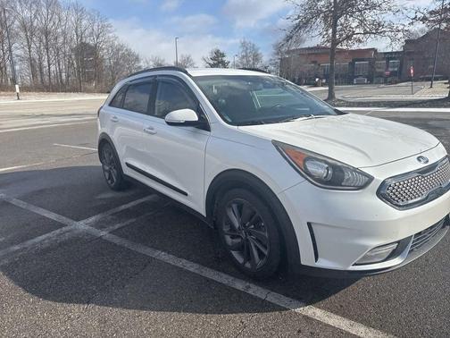 2017 Kia Niro EX
