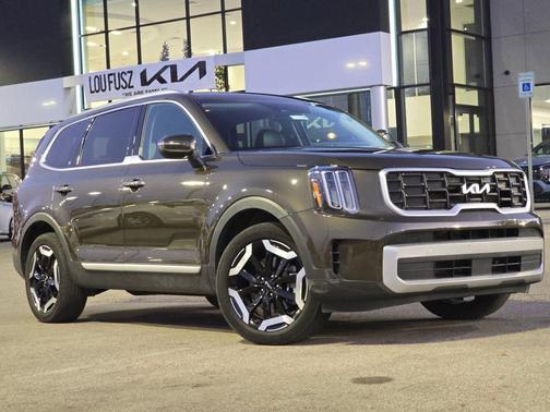 2023 Kia Telluride S