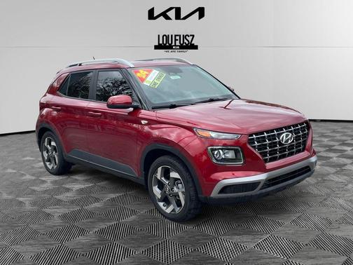 2024 Hyundai VENUE SEL
