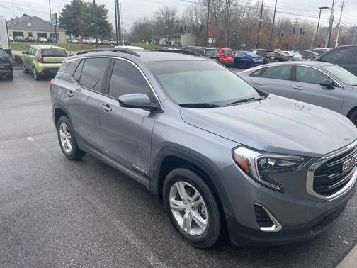 2021 GMC Terrain SLE