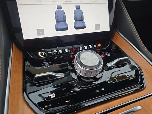 2024 Jeep Grand Wagoneer L Series III