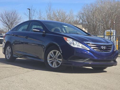 2014 Hyundai SONATA GLS