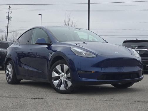 2024 Tesla Model Y Long Range