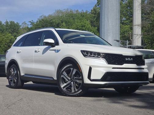 Snow White Pearl 2023 Kia Sorento Hybrid EX