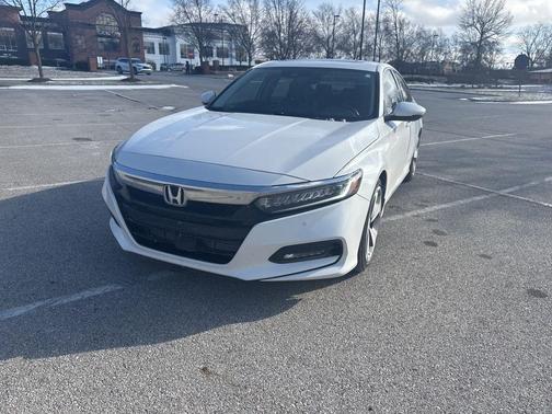 2019 Honda Accord Touring 2.0T