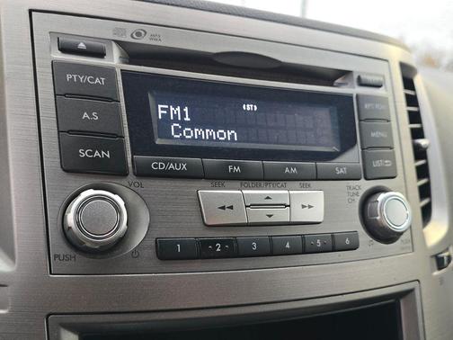 2013 Subaru Legacy 2.5i