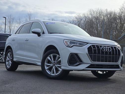 2021 Audi Q3 45 S line Premium