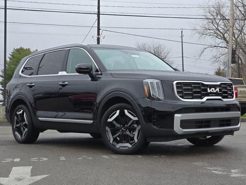 2023 Kia Telluride S