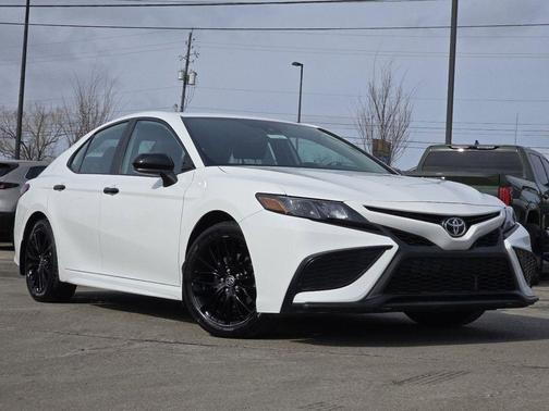 2021 Toyota Camry SE Nightshade
