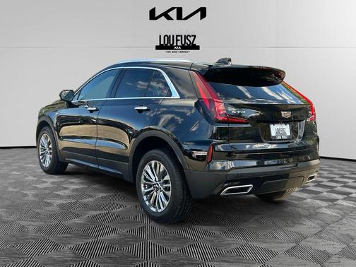2024 Cadillac XT4 Premium Luxury