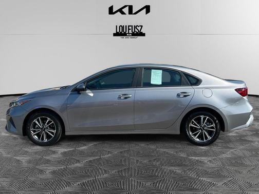 2023 Kia Forte LXS
