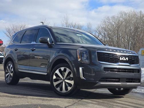 2022 Kia Telluride S