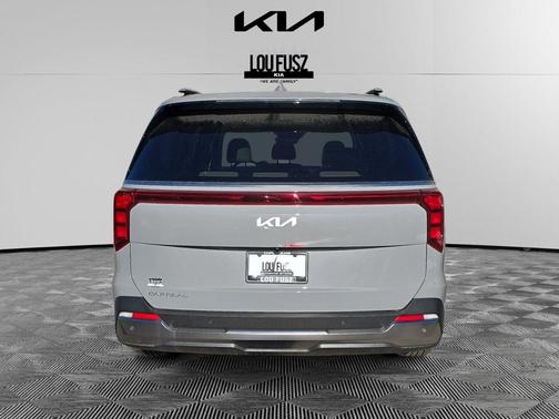 2026 Kia Carnival SX