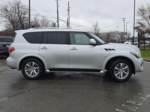 2017 INFINITI QX80 Base